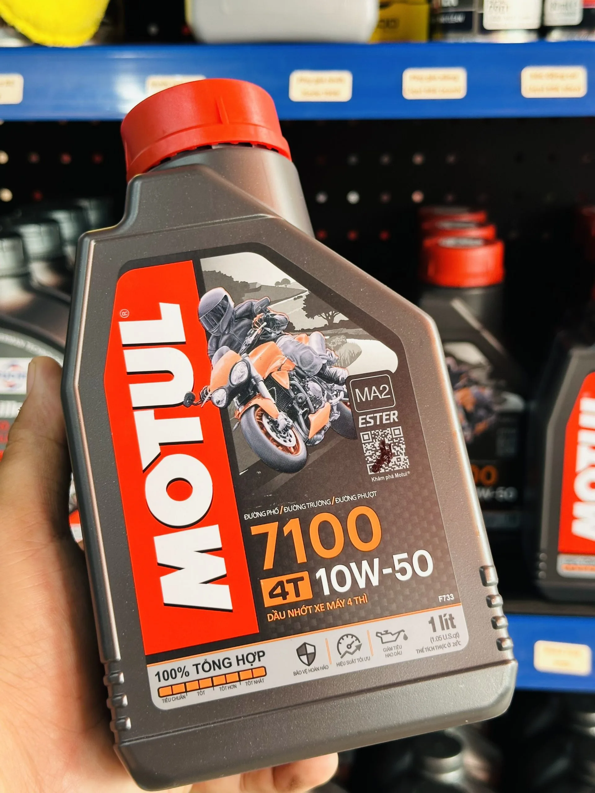 Nhớt Motul 7100